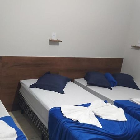 Pousada Quarto Com Frigobar,Ar E Garagem Gratuita Aparecida  Exterior photo