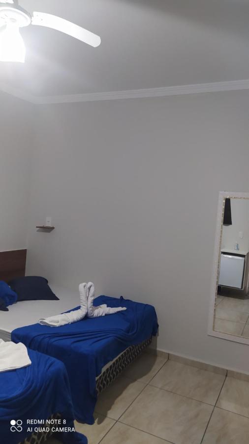 Pousada Quarto Com Frigobar,Ar E Garagem Gratuita Aparecida  Exterior photo